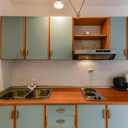 Appartamento Fuer 22 Personen Mit Aussicht