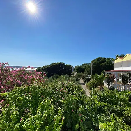 Διαμέρισμα Fuer 22 Personen Mit Aussicht Ražanac