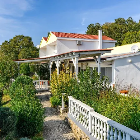 Διαμέρισμα Fuer 22 Personen Mit Aussicht *