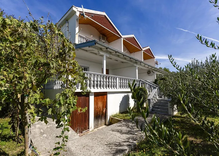 Fuer 22 Personen Mit Aussicht